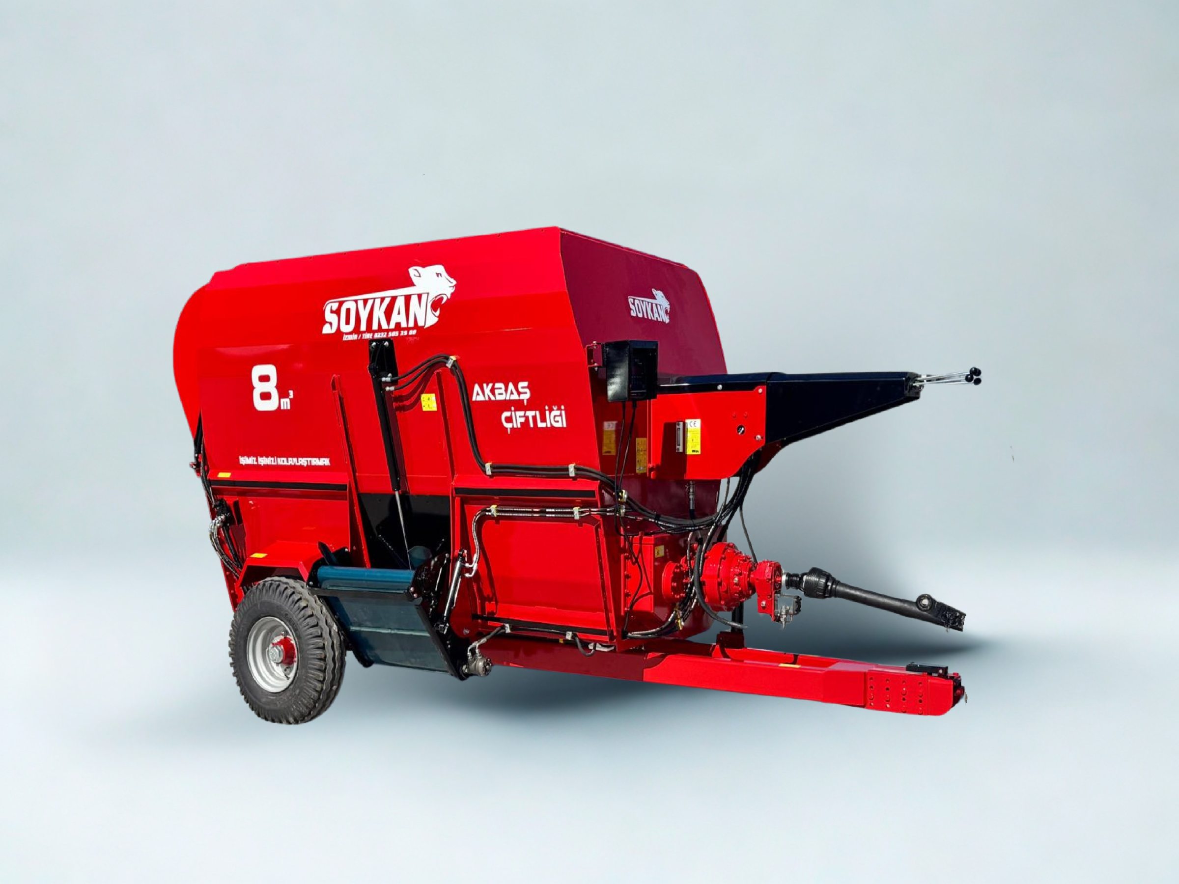 8M3 YEM KARMA VE DAĞITMA MAKİNASI